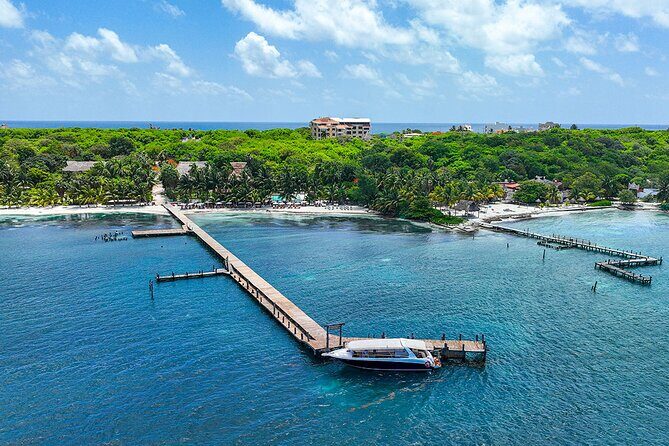 Sailing away-Island Adventour Yacht - Isla Mujeres Beach Club - Practical Details and Tips for Travelers