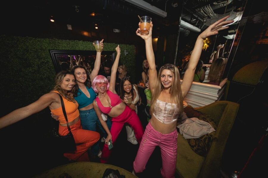 San Diego: Gaslamp Quarter Drink, Mingle & Dance Club Tour - The Value of This Night Out