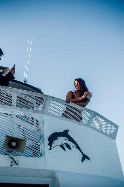 San Diego: Mission Bay Sunset Cruise - The Experience: From Boarding to Sunset