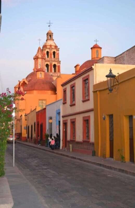 Santiago de Querétaro: Private History Walking Tour - Possible Considerations