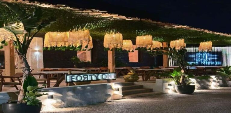 Santorini: Candlelight Restaurant Dinner on Black Sand Beach - Value and Considerations