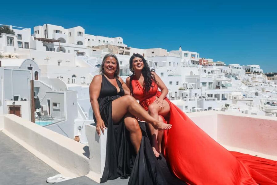 Santorini Couple Photography: Timeless Moments last forever - Why This Tour Offers Good Value