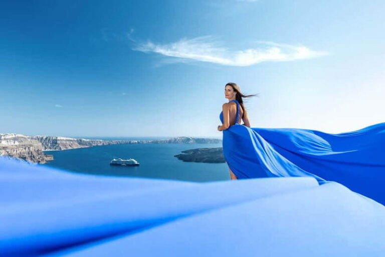 Santorini: Flying Dress Photo © Photoshoot "Express Package" - The Itinerary: What to Expect During Your Photoshoot