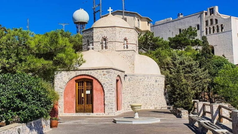 Santorini Private Tour : Scenic Caldera Viewpoints & Oia - The Sum Up