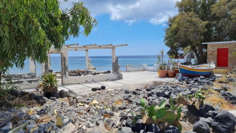 Santorini Private Wine Exprerience: 3 Wineries &Local Snacks - Exploring the Itinerary and What Makes Each Stop Special