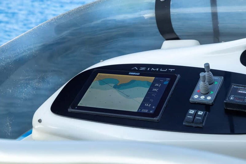 Santorini: Private Yacht Experience of Timeless Elegance - Who Should Consider This Experience?