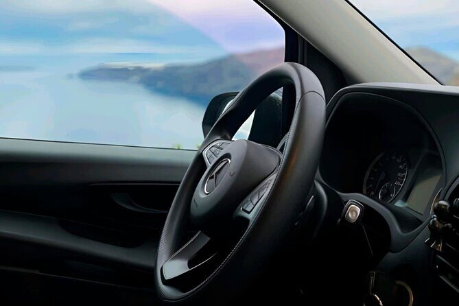 Santorini Taxi Service - What to Expect on Your Ride