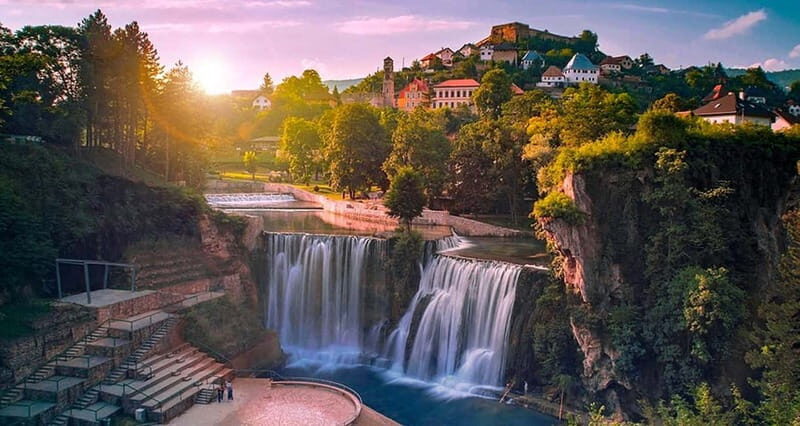 Sarajevo: Day Tour to Jajce, Travnik, Waterfalls, Pliva Lake - What’s Included and What to Expect