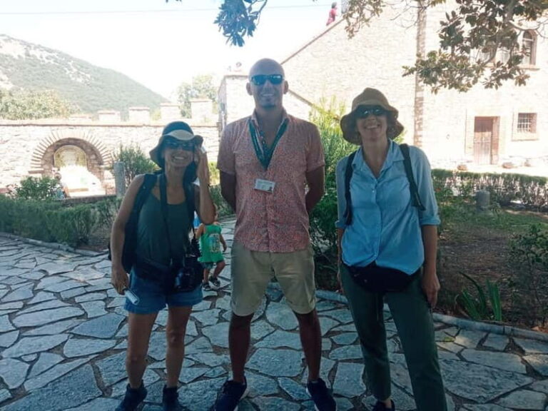 Saranda 1-Day: Butrint, Ksamil, Blue Eye & Lekuresi Castle - Overall Experience: Unpacking the Day