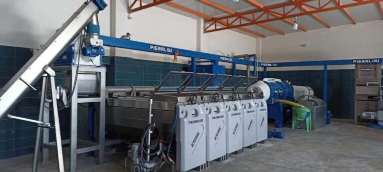 Saranda: Wine and raki tasting, local products. - Who Is This Tour Best For?  