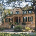 Savannah: Historic District, Islands & more VIP Private Tour - Exploring Savannah’s Historic District and Squares