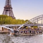 Seine River 1-Hour Sightseeing Cruise from the Eiffel Tower - Who Should Book This Tour?