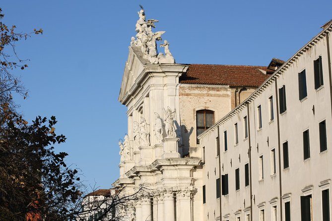 Self-guided Discovery Walk in Venices Centre: a labyrinth of art and history - Value and Practicality