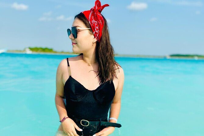 Seven Colours Bacalar Lagoon with Pontoon Ride only from Tulum - Transportation and Group Size