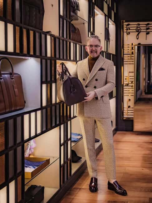 Sheffield: Colour Analysis Party with Colour Fan - An In-Depth Look at the Colour Analysis Experience