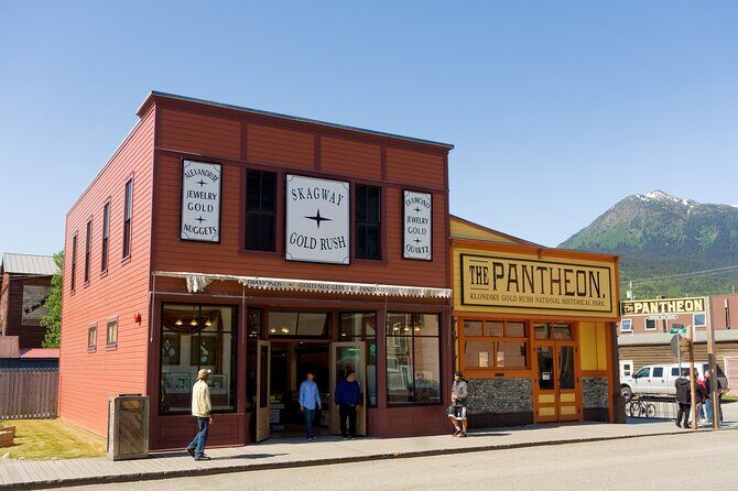 Skagway Downtown Walking Private Tour Experience - Skagway Centennial Statue and Historic Monuments