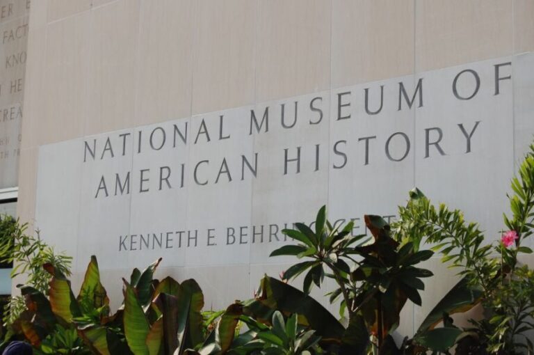 Smithsonian Natural History + Museum of American History 8pp - Why This Tour Offers Great Value