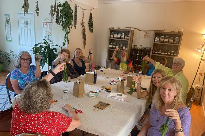 Smoke Bundle Making Workshop near Asheville - Who Should Consider This Tour?