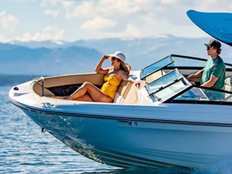South Lake Tahoe: 24-foot Crest Pontoon Boat Rental - What to Expect from the Experience