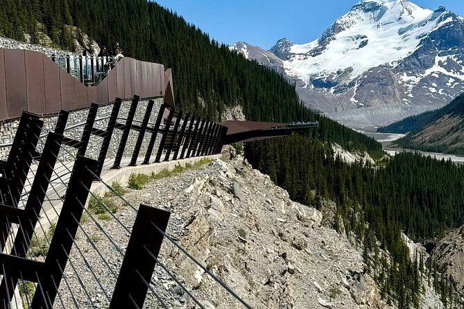 Spanish Private Tour to Columbia Icefields from Calgary - What Makes This Tour Stand Out?  