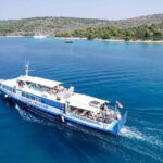 Split: Trogir Walking Tour, Blue Lagoon & Shipwreck Cruise - Starting Point and Initial Cruise