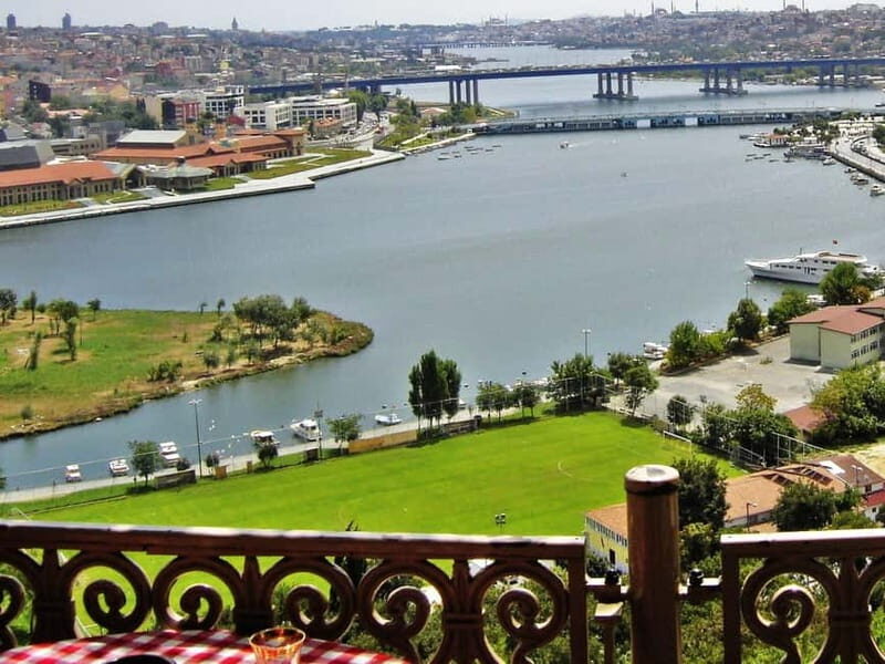 stanbul: Dolmabahçe Palace & Boat tour - Exploring the Itinerary in Depth