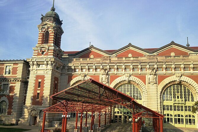 Statue of Liberty and Ellis Island Ferry with Audio Tour Access - What Reviewers Say