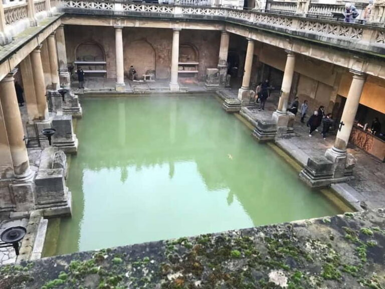 Stonehenge, Bath, Windsor and Roman Baths London Day Tours - Who Should Consider This Tour?
