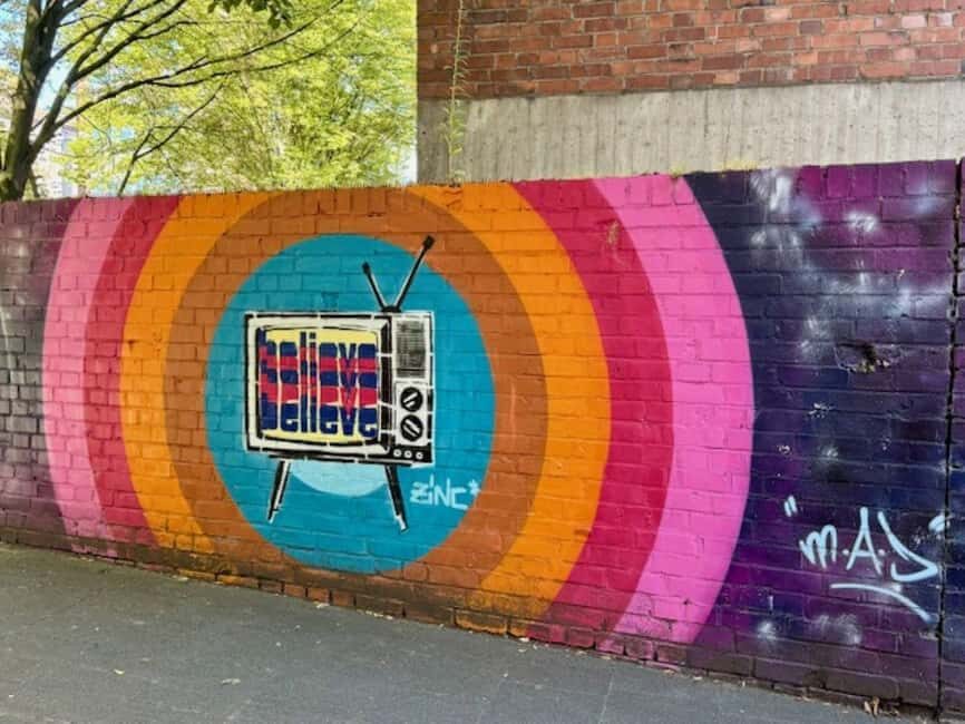 Street Art Guided Tour Severinsviertel - What You’ll See: A Mix of Old and New