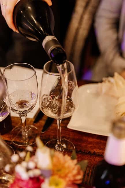 Stuttgart: Valentine's Day Candlelight Dinner - Who Would Love This?