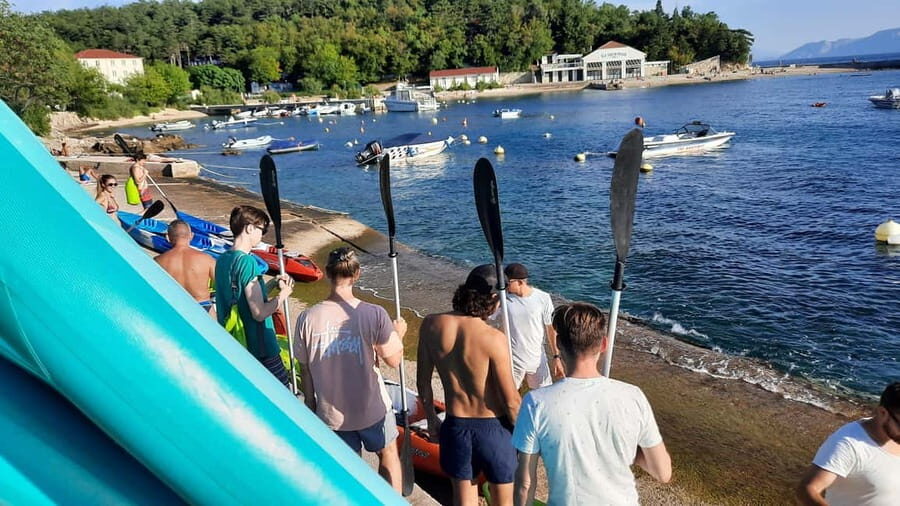 SUN BREAK KAYAK TOUR - SELCE - Equipment and Comfort