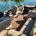 Sylvan Mirage 8522 PartyFish Pontoon Boat Rental - Who Is This Experience Best For?