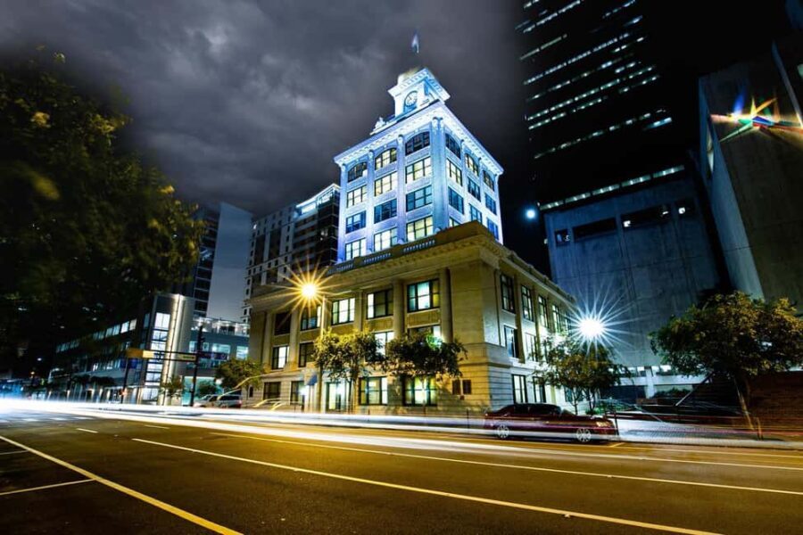 Tampa Terrors: Spirits & Spirits Haunted Pub Crawl - The Venues and Their Atmosphere