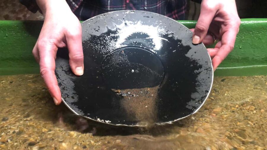 Tankavaara: Gold Museum Entry, Tour, and Gold Panning - Discovering the Gold Museum in Tankavaara