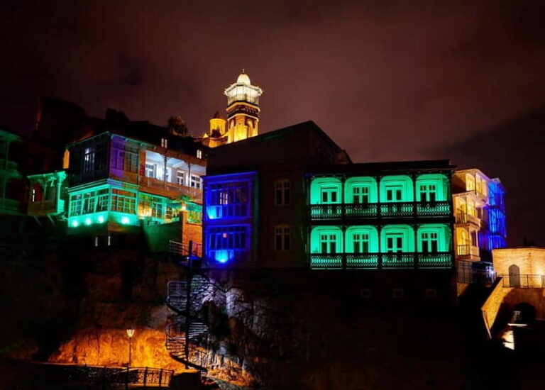Tbilisi at Night: 2-Hour Express Guided Tour With Tastings - The Itinerary: What You Can Expect