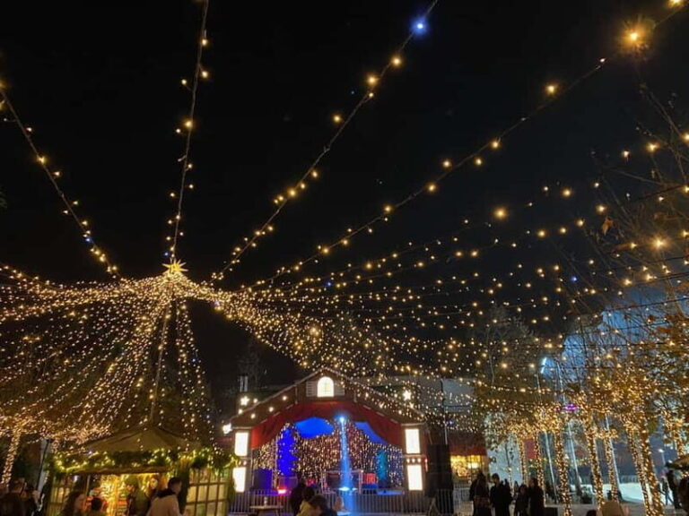 Tbilisi: Christmas Tour & Glühwein, Half-Day Guided Walking - Cozy Cafés and Warm Drinks