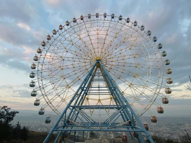 Tbilisi: Mtatsminda Park with Funicular and Cable Car Ride - What Makes This Tour Stand Out?