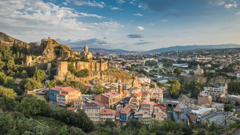 Tbilisi: Mtskheta & Tbilisi Tour with Wine and Lunch - Authentic Experiences & Insights from Reviewers