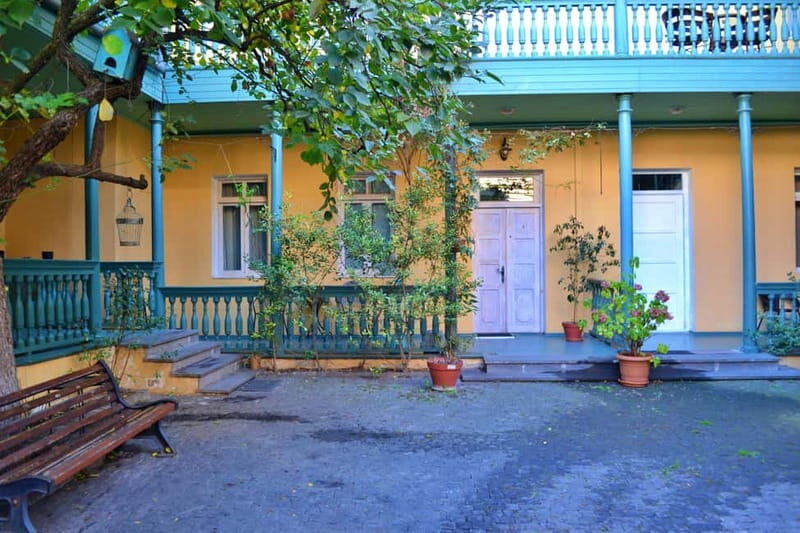 Tbilisi: Mystical Sololaki District and Vera Cemetery Tour - Practical Details & Value