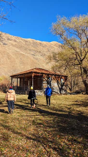 Tbilisi: One day Eco tour to Kazbegi by electric car - The Itinerary Breakdown: What You Can Expect