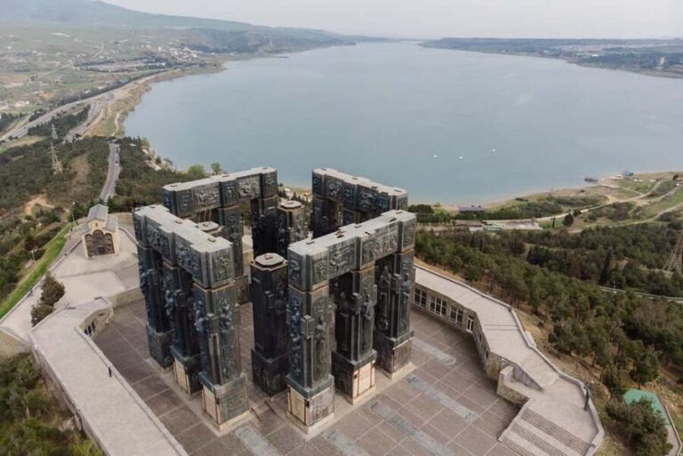 Tbilisi: SSV Buggy Tour with Guide and Safety Gear - Cultural Landmarks and Scenic Stops