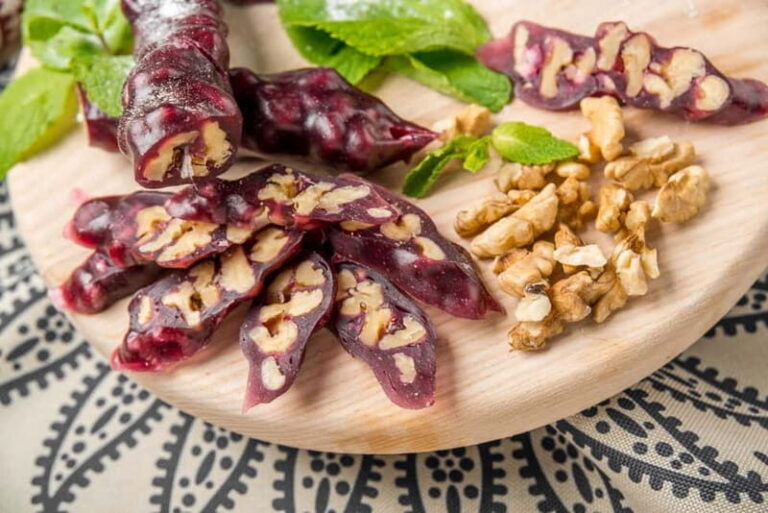 Tbilisi: Street Food & Sightseeing Tour with Local Markets - Who Should Consider This Tour?