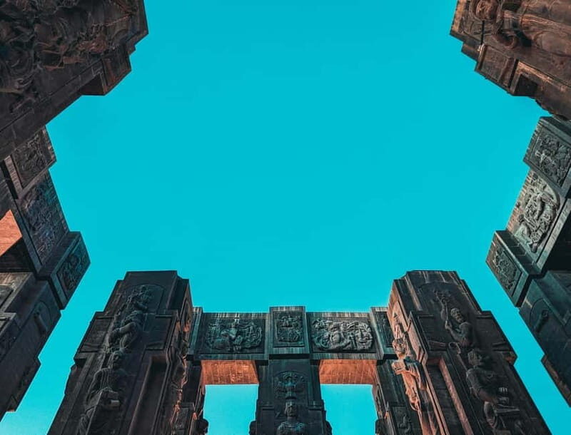 Tbilisi: Transfer & Guided Tour to The Georgian Stonehenge - The Itinerary Breakdown