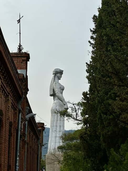 Tbilisi: Walking Tour with Cable Car Experience - What Makes This Tour Stand Out?