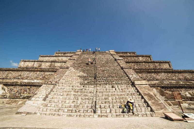 Teotihuacan Adventure: Private Tour & Lunch from Mexico City - What Makes This Tour Stand Out