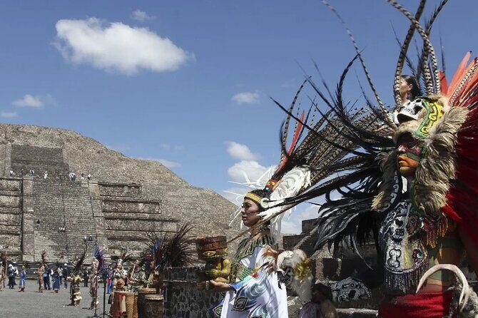 Teotihuacán Pyramids and Basilica shared tour from CDMX - Whats Included and Whats Not