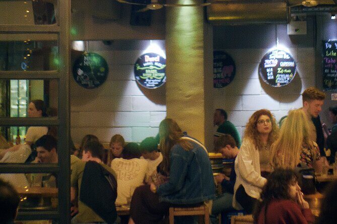 Thursday & Friday Night Pub Crawl for Professionals in Athens - Authentic Experiences and Reviews from Past Participants