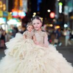 Times Square VIP Photoshoot on the Iconic Red Stairs - Why This Tour Offers Great Value