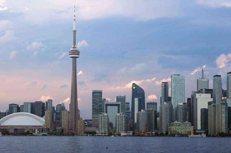 Toronto: Guided layover and stopover tour with transfers. - What’s Included and What’s Not