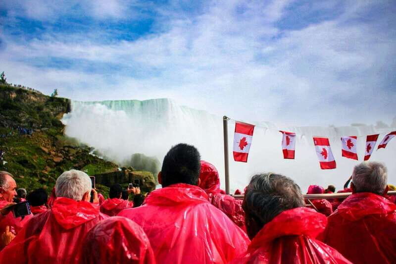 Toronto: Niagara Falls Day Tour with Optional Boat Cruise - What Makes This Tour Stand Out
